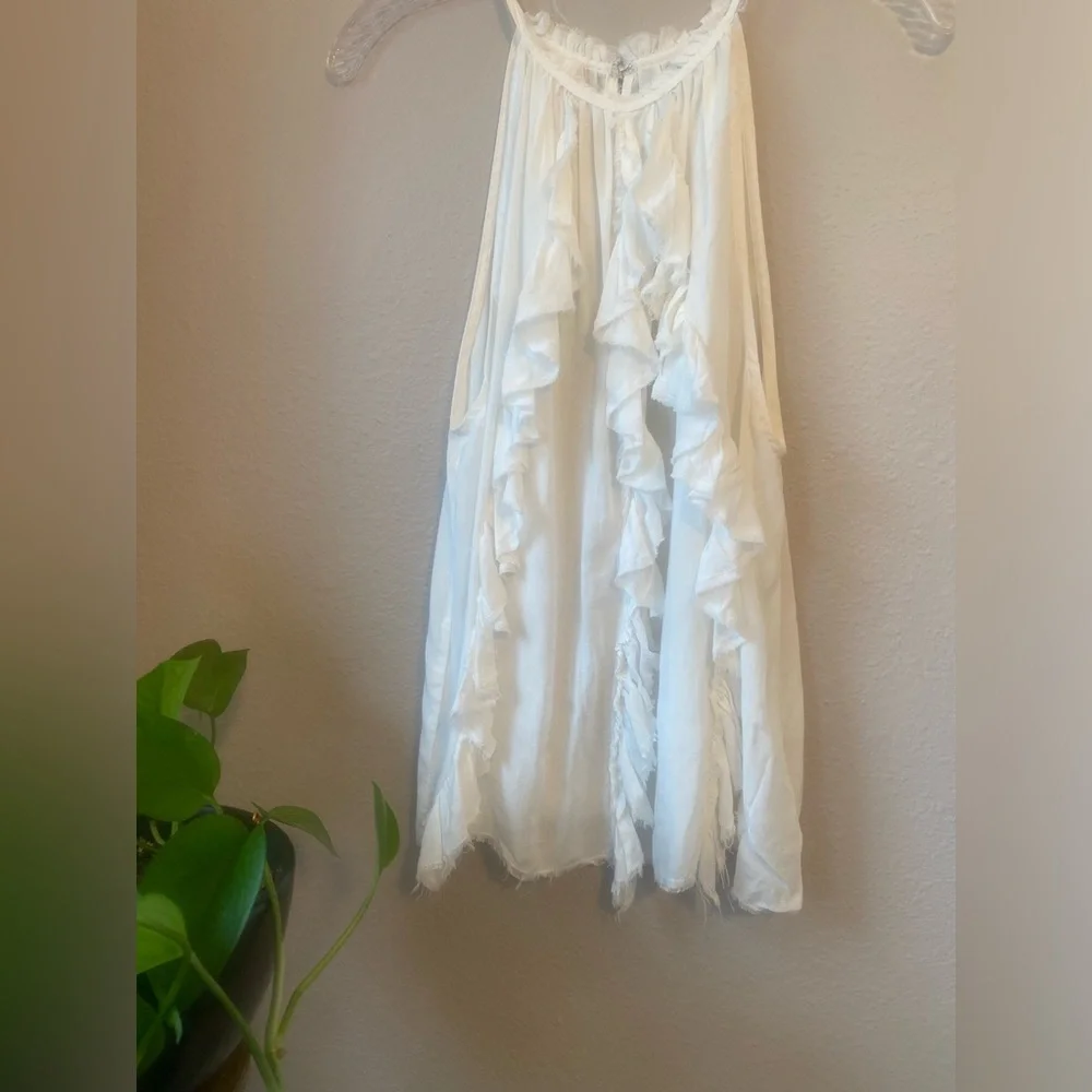 🌸 Mustard Seed White Halter Top Tie Neck Flowy Ruffle Size Small Boho - Picture 5 of 9